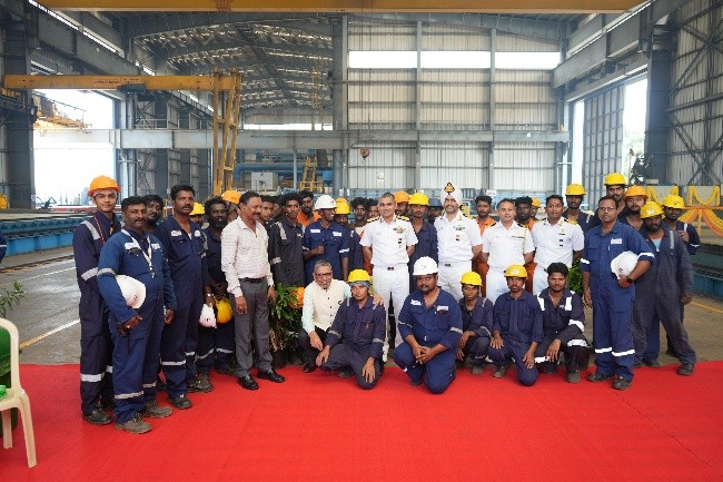 भारतीय नौसेना के तीसरे फ्लीट सपोर्ट शिप के स्टील कटिंग समारोह का आयोजन