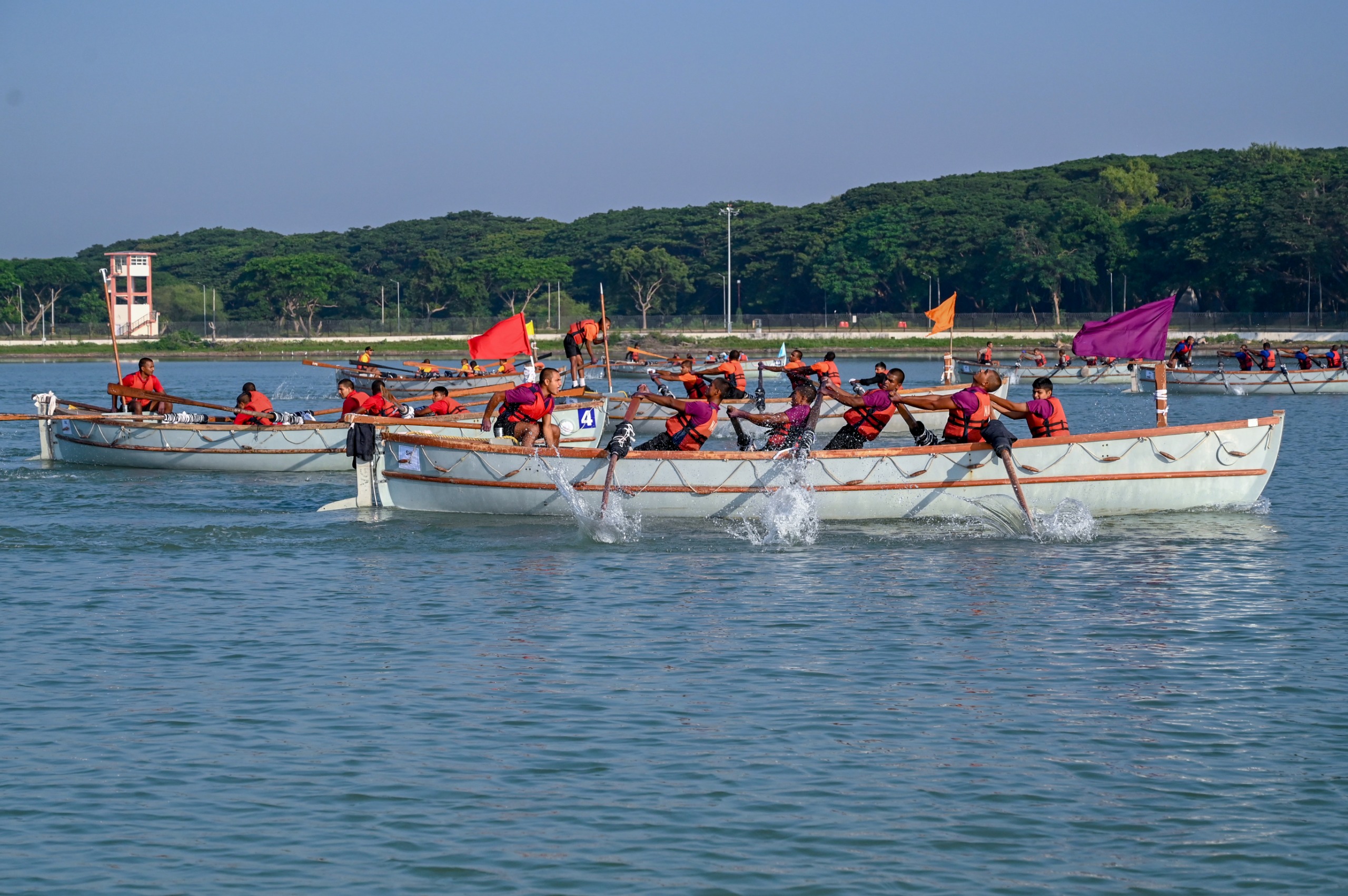 कर्टन रेज़र – आईएनएस चिल्का में 02/25 बैच के प्रशिक्षुओं की पासिंग आउट परेड