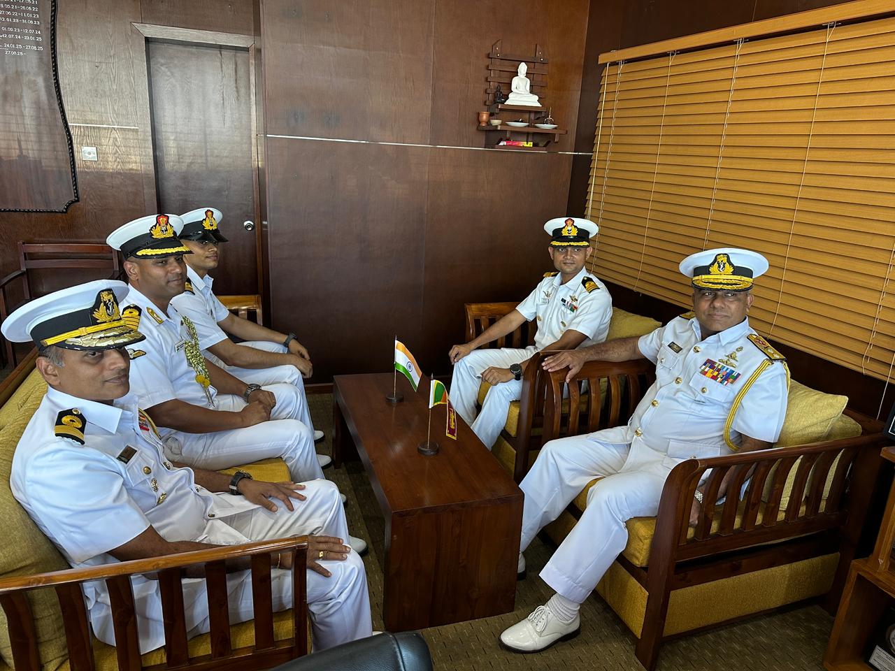INS NIREEKSHAK ARRIVES AT COLOMBO, SRI LANKA TO PARTICIPATE IN IN-SLN DIVEX 2026