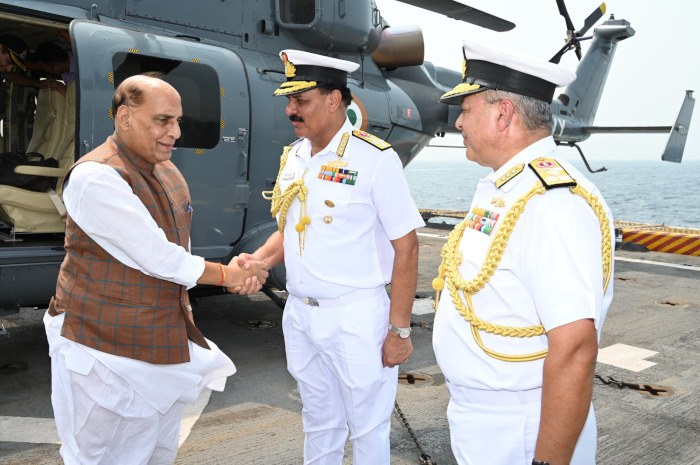 Shri Rajnath Singh reviews Indian Navy’s operational readiness along Eastern Seaboard off Vizag in his maiden visit after assuming charge as Raksha Mantri for second consecutive term