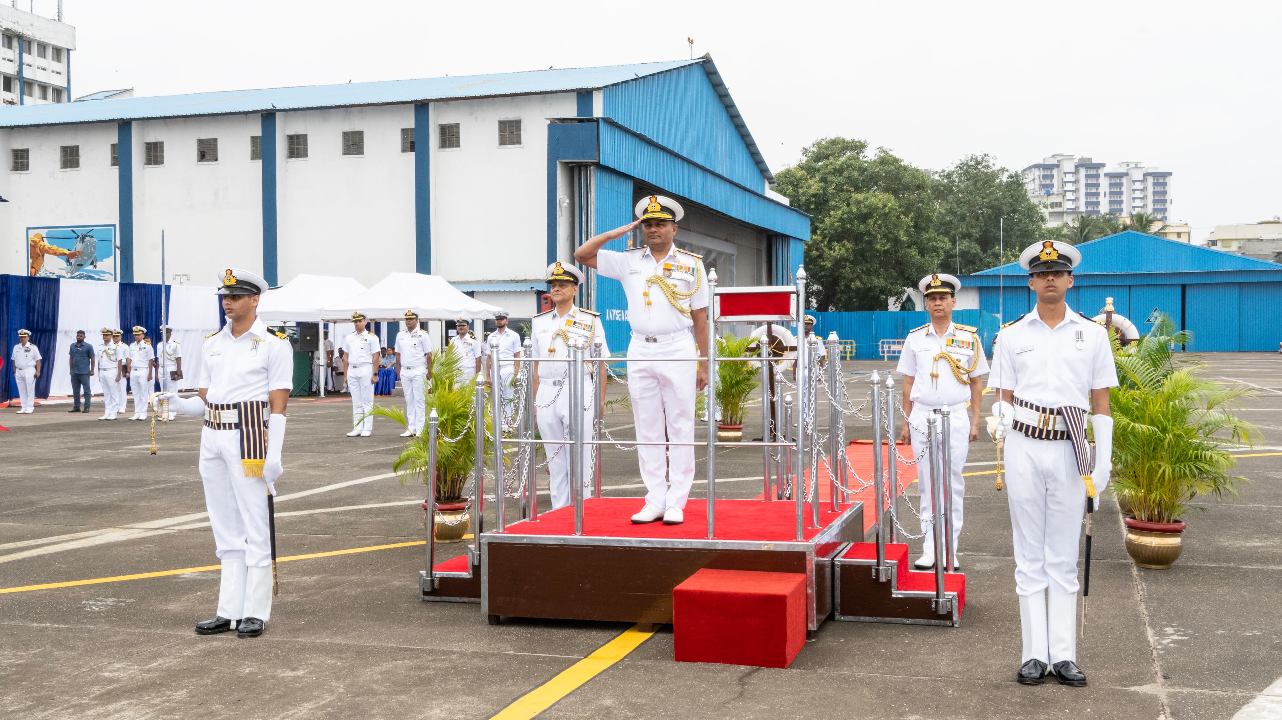 VICE ADMIRAL KRISHNA SWAMINATHAN, AVSM, VSM TAKES OVER AS THE FLAG OFFICER COMMANDING-IN-CHIEF, WESTERN NAVAL COMMAND