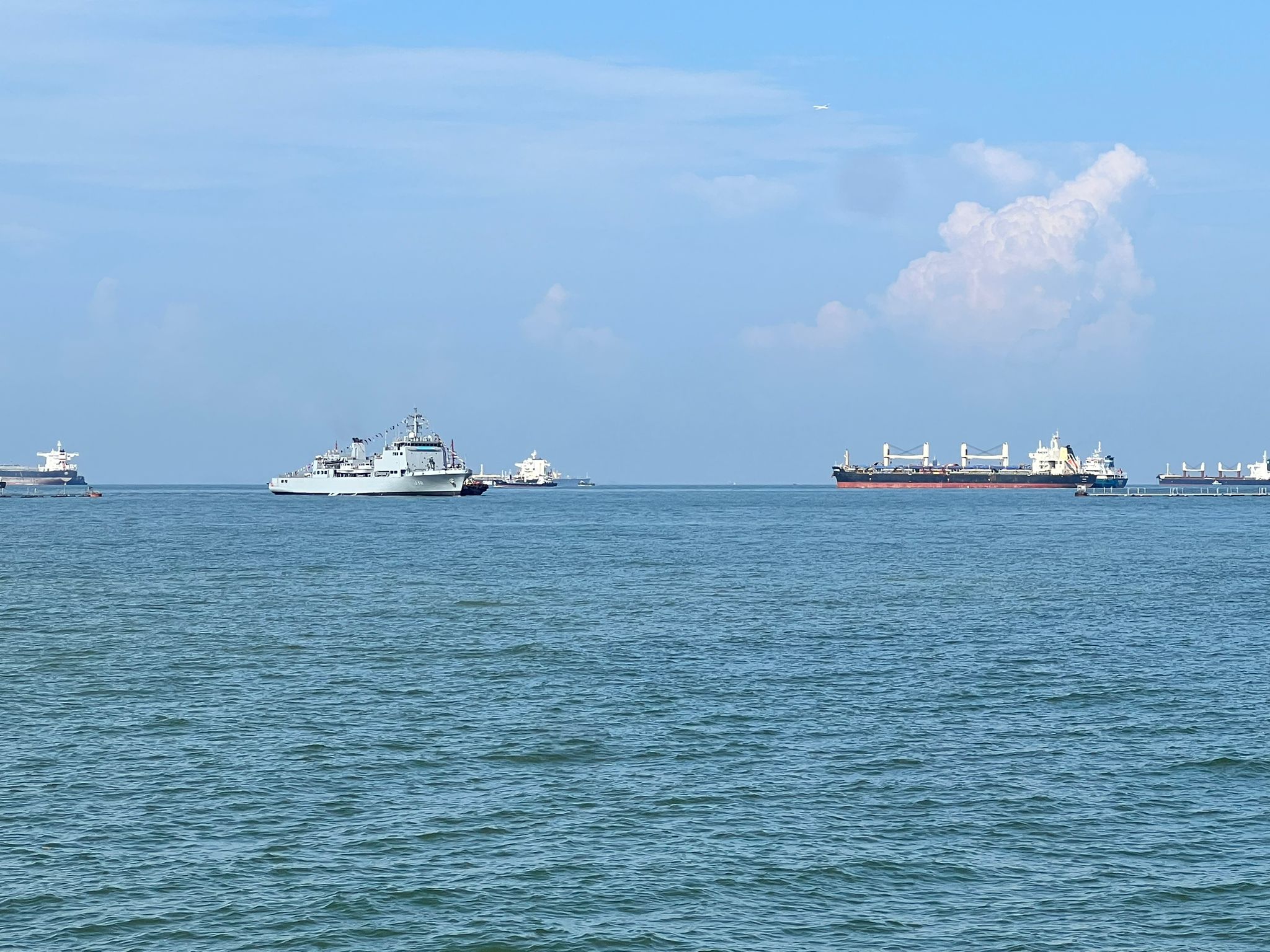 INS SANDHAYAK IN CHANGI NAVAL BASE, SINGAPORE