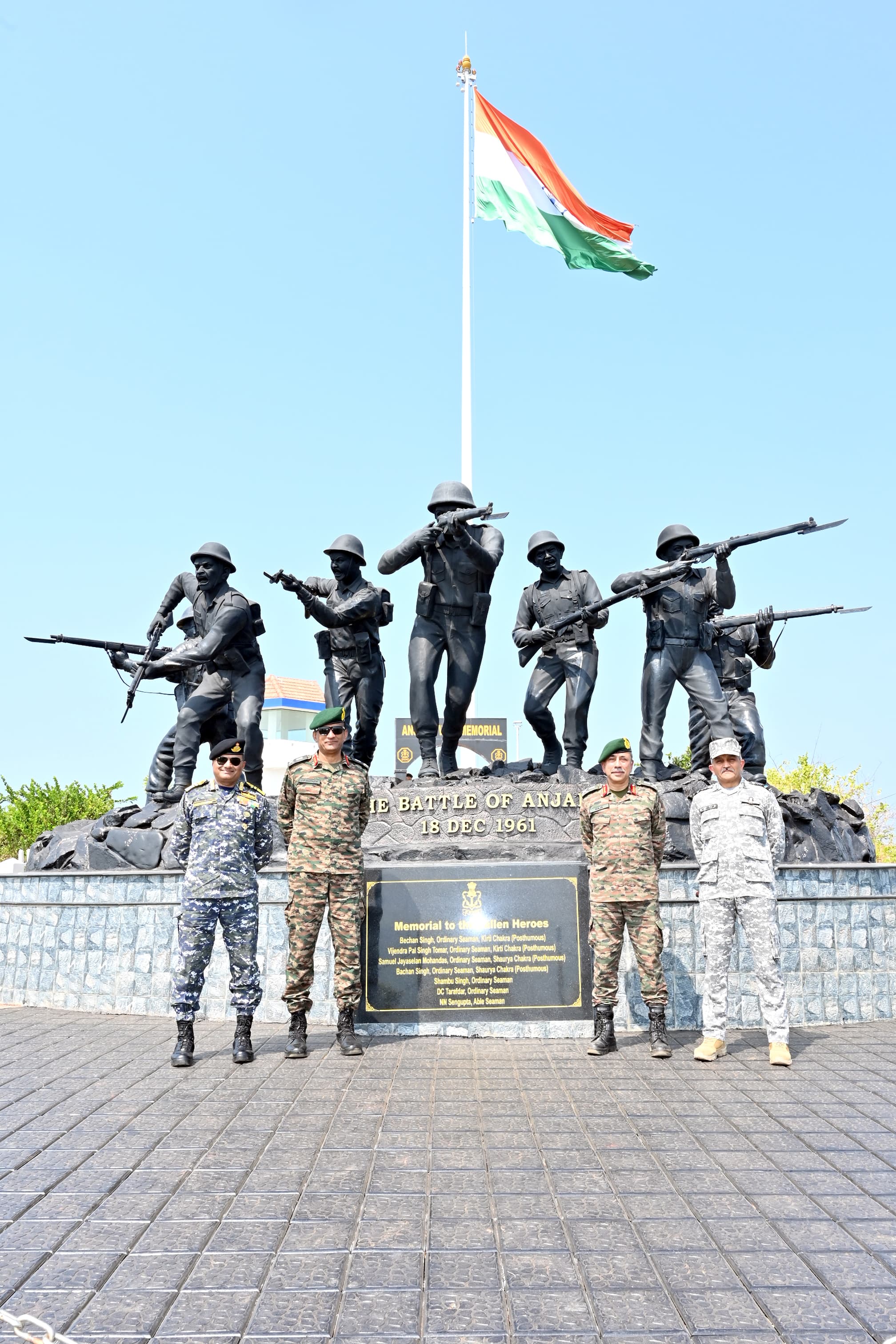 CISC ALONG WITH VICE CHIEFS OF ARMED FORCES EMBARK INDIAN NAVY SHIPS FOR TROPEX-25