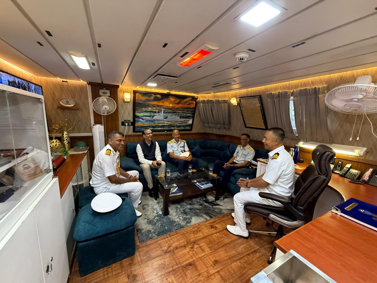 हिंद महासागर पोत (आई.ओ.एस.) सागर पोर्ट विक्टोरिया, सेशेल्स में