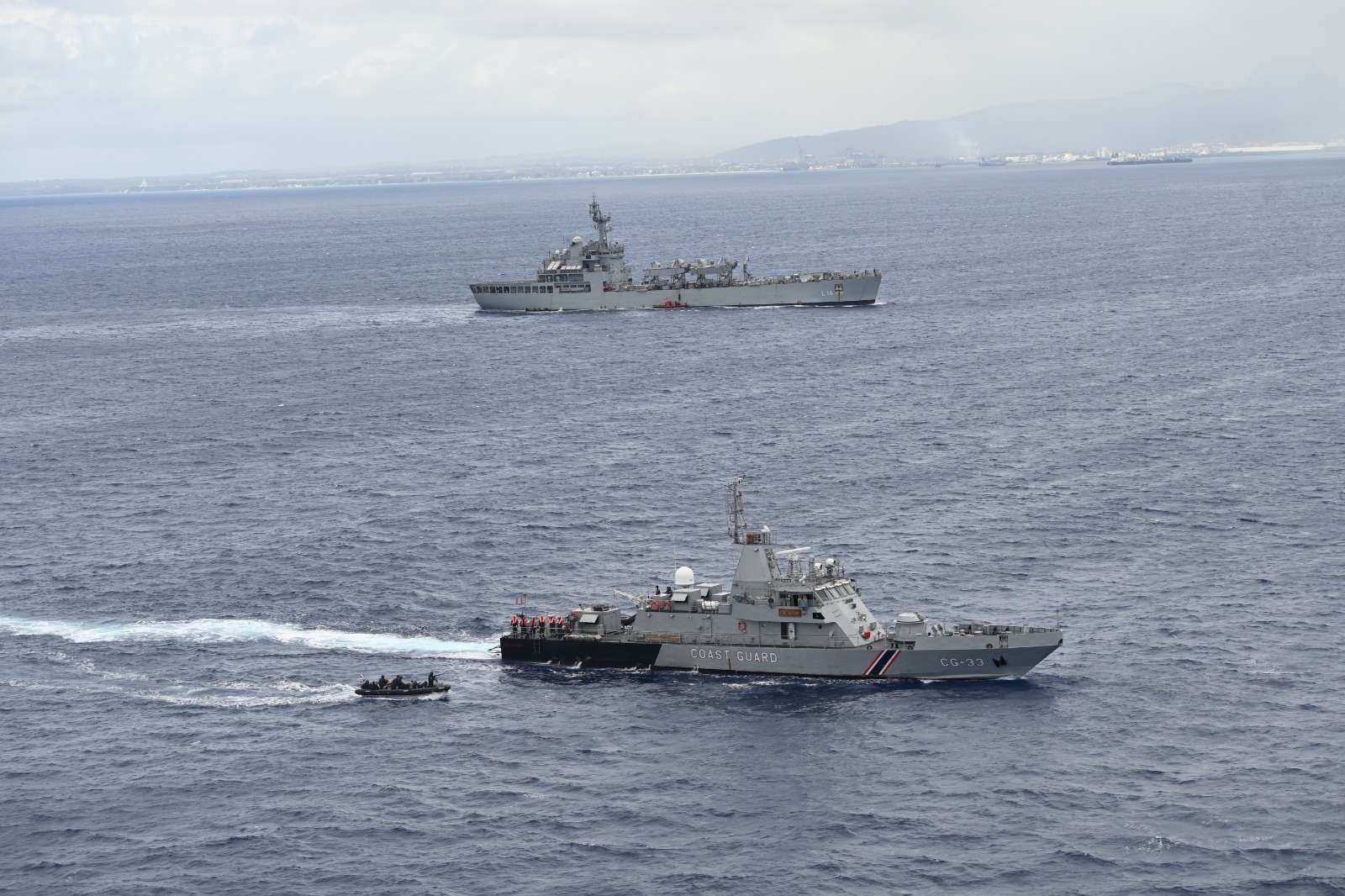 FIRST TRAINING SQUADRON OF THE INDIAN NAVY DEPARTS  PORT LOUIS AND LA RÉUNION