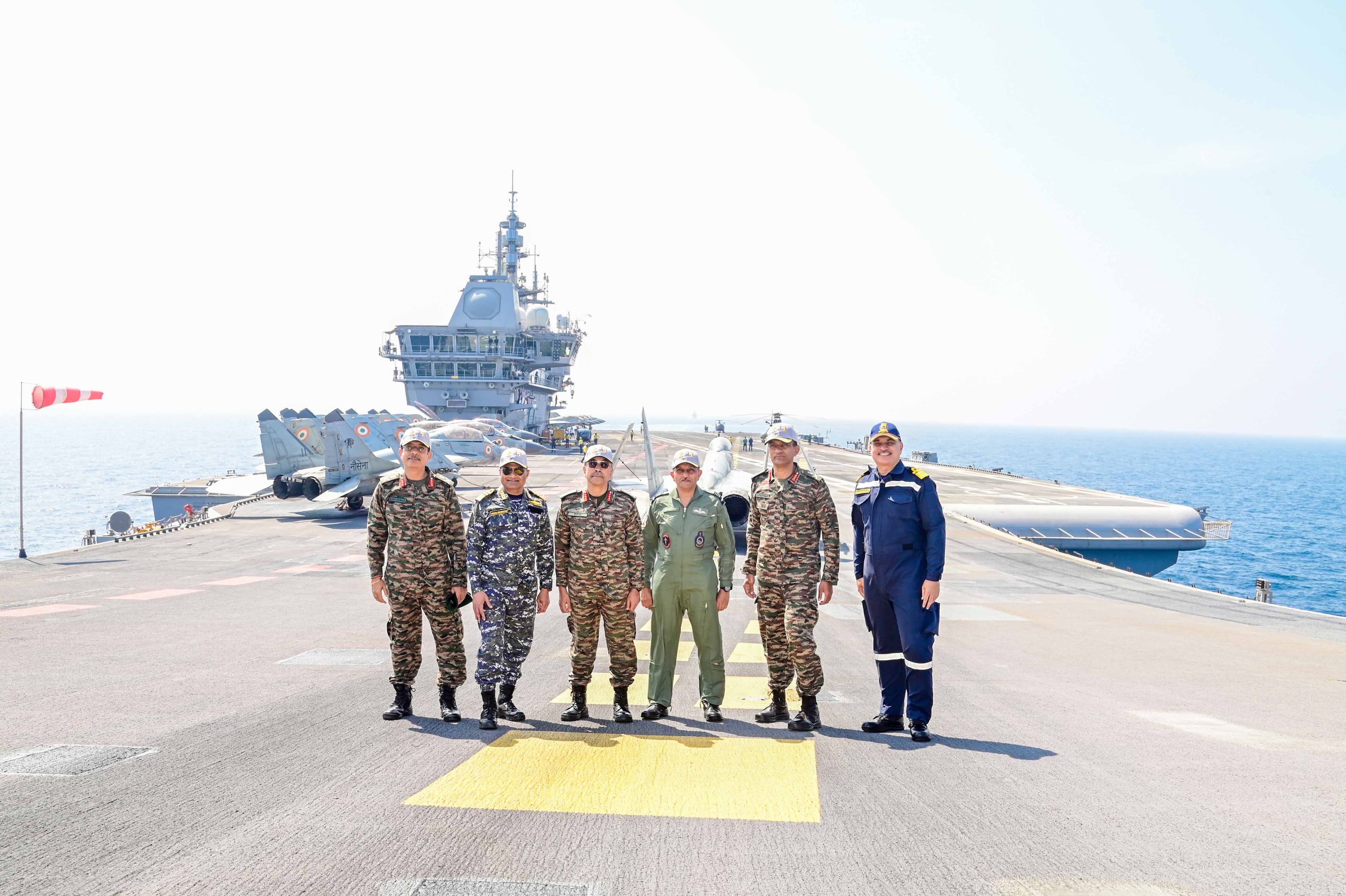CISC ALONG WITH VICE CHIEFS OF ARMED FORCES EMBARK INDIAN NAVY SHIPS FOR TROPEX-25