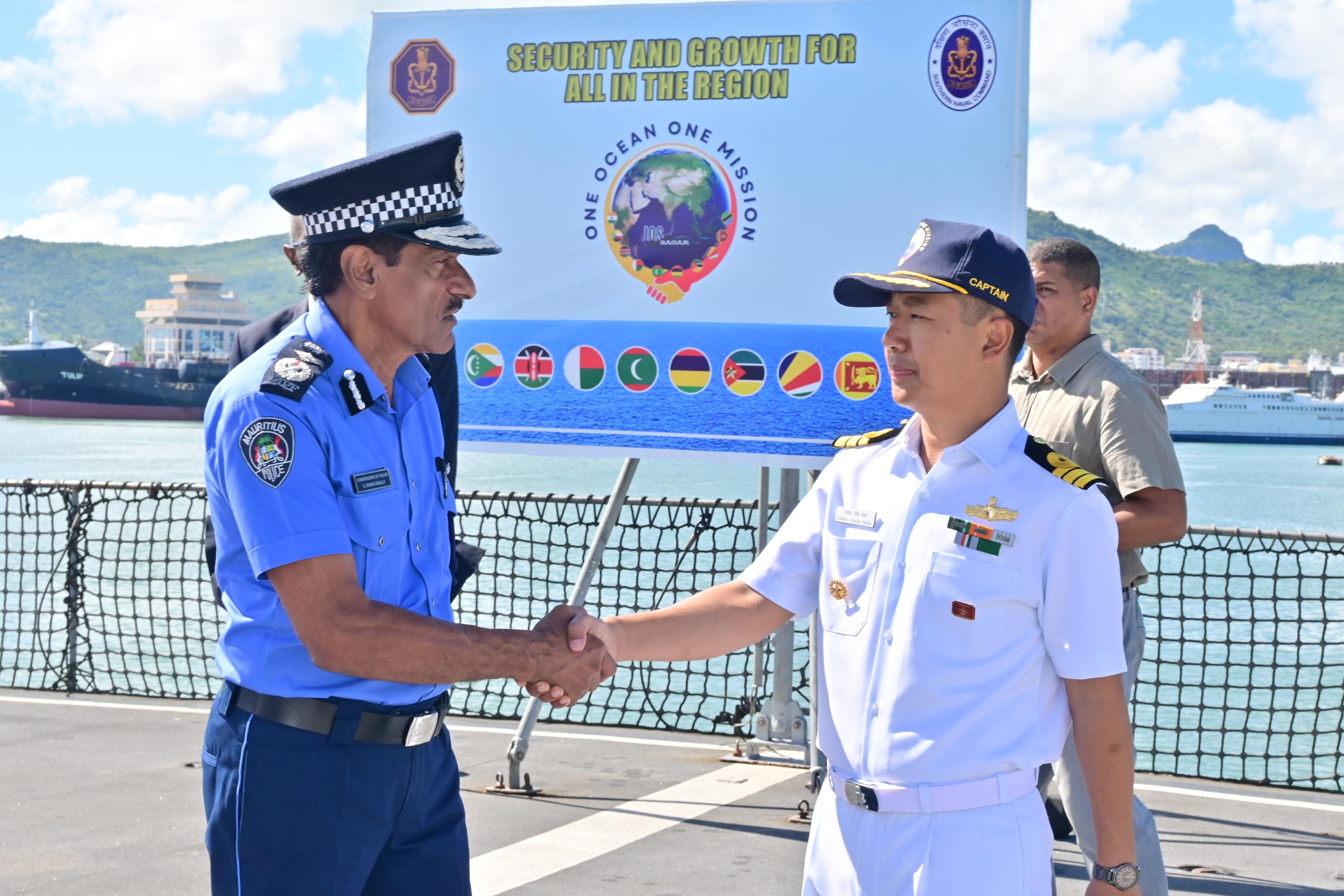 आई.ओ.एस. सागर पोर्ट लुइस, मॉरीशस में
