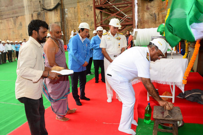 भारतीय नौसेना के लिए पहले फ्लीट समर्थन पोत की आधारशिला  हिंदुस्तान शिपयार्ड लिमिटेड, विशाखापत्तनम में रखी गई।