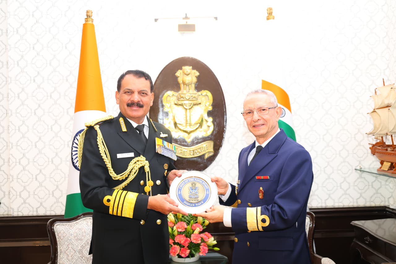 रॉयल मोरक्कन नेवी के इंस्पेक्टर रियर एडमिरल मोहम्मद तहिन का दौरा