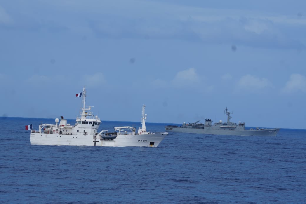 FIRST TRAINING SQUADRON OF THE INDIAN NAVY DEPARTS  PORT LOUIS AND LA RÉUNION