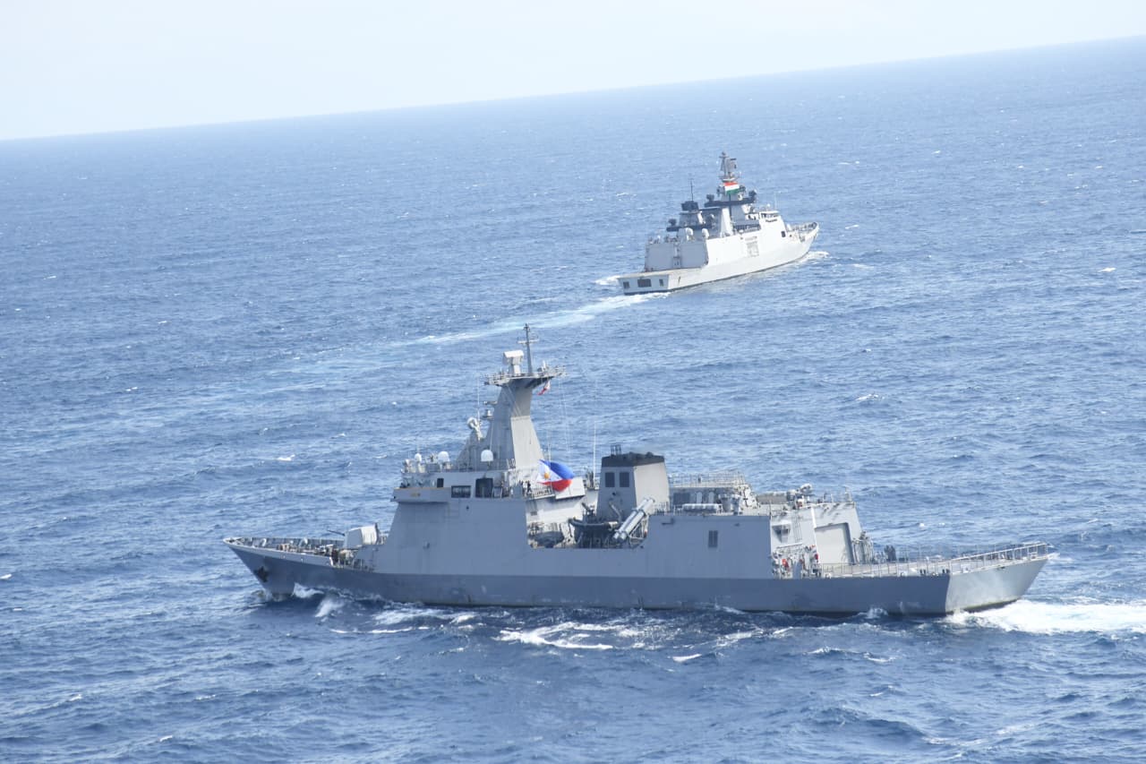INS SAHYADRI MAKES PORT CALL AT MANILA, PHILIPPINES