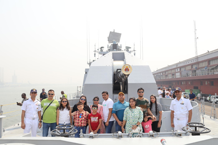 भा.नौ.पो. तुशील लागोस में