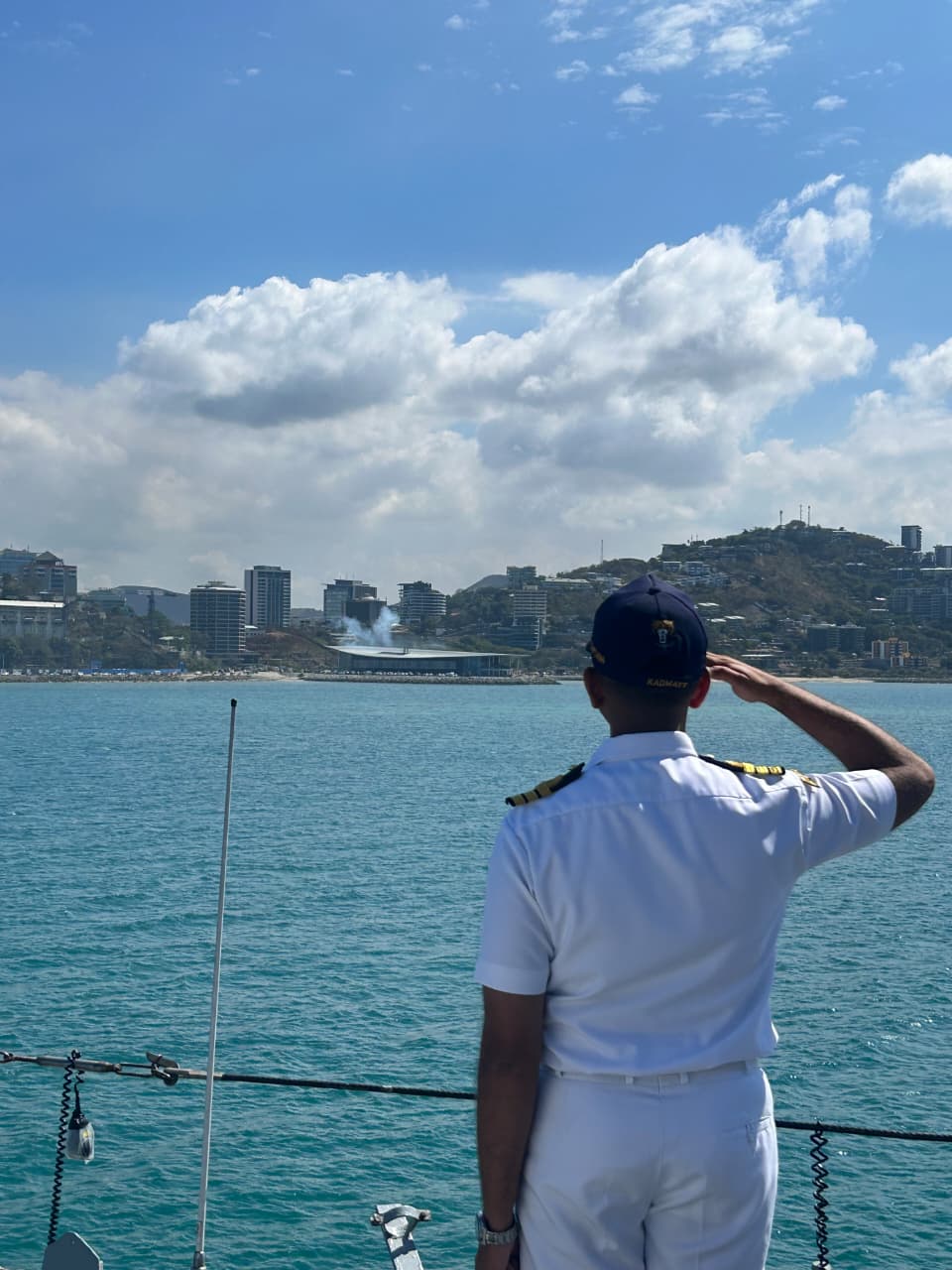  INS KADMATT LEADS MOBILE FLEET REVIEW AT PAPUA NEW GUINEA'S 50TH INDEPENDENCE DAY