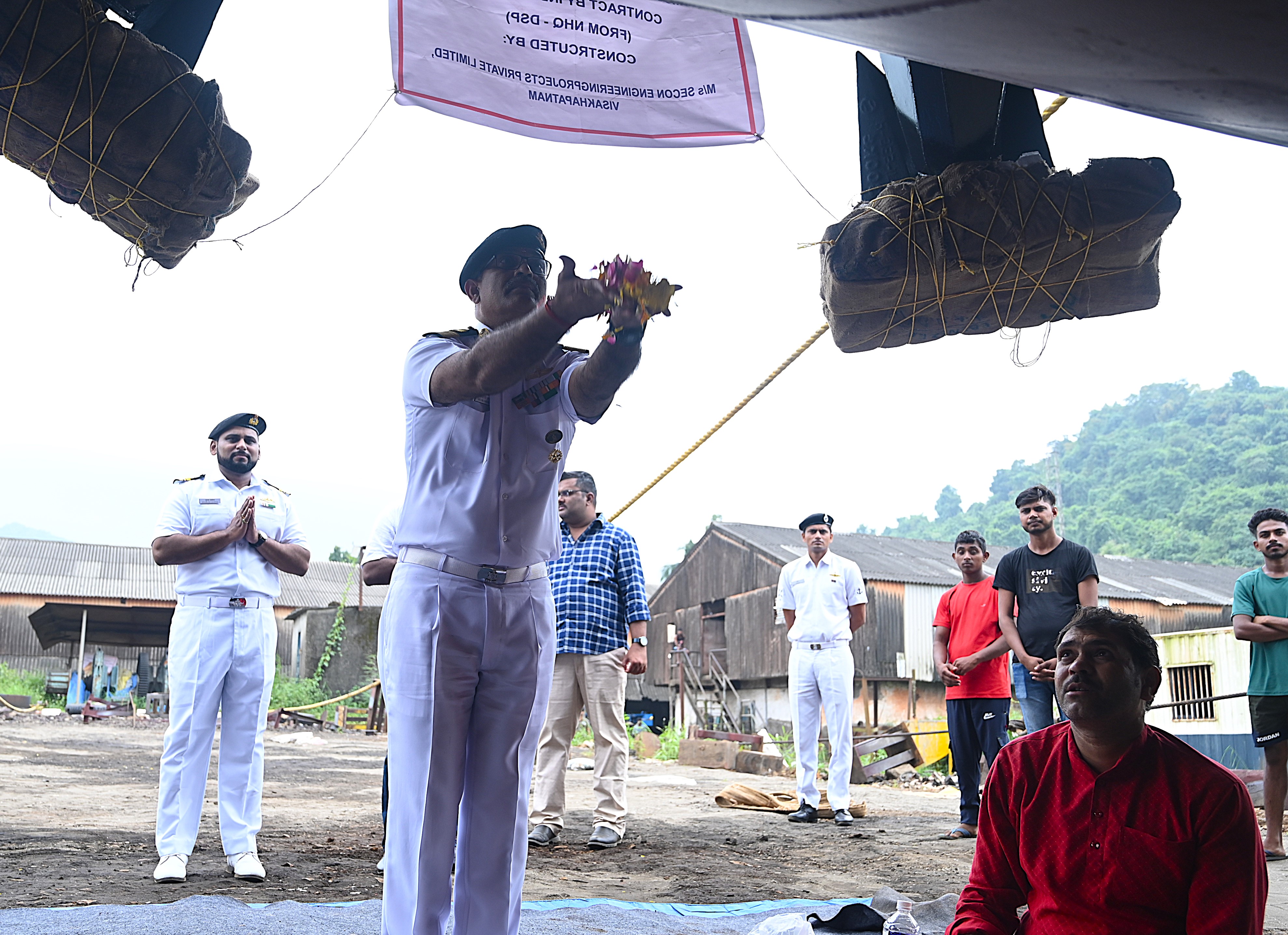 Launch of LSAM 12 (Yard 80)