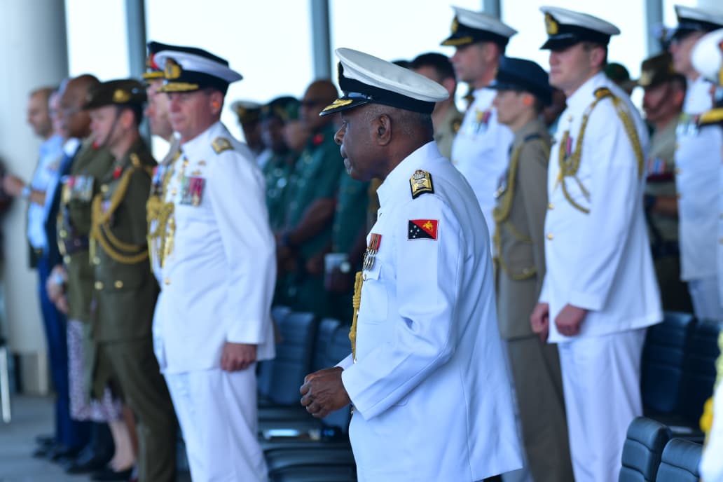  INS KADMATT LEADS MOBILE FLEET REVIEW AT PAPUA NEW GUINEA'S 50TH INDEPENDENCE DAY