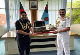 Admiral Dinesh K Tripathi, CNS during his visit to Bangladesh interacted with Air Marshal Hasan Mahmood, Chief of the Air Staff