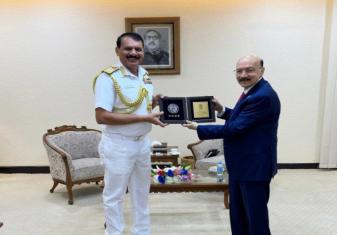 Admiral Dinesh K Tripathi, CNS Interacted with Major General Tarique Ahmed Siddique (Retd), Security Advisor to Hon'ble Prime Minister of Bangladesh
