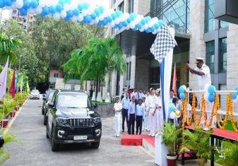 ‘नमन’ कार रैली गोवा शिपयार्ड पहुँची – देश के 100वें स्वदेशी युद्धपोत के सेवा-प्रवेश का उत्सव