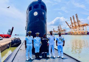 INDIAN NAVY SUBMARINE INS SINDHUKESARI VISITED COLOMBO SRI LANKA