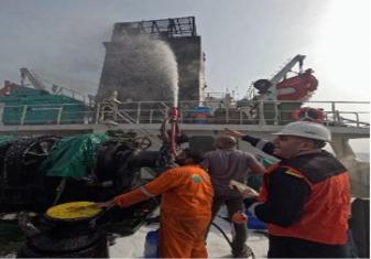 भारतीय नौसेना ने पलाऊ-ध्वजांकित टैंकर एम.टी. वाई चेंग 6 पर महत्वपूर्ण अग्निशमन और बचाव अभियान का नेतृत्व किया