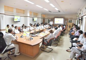 एम.ओ. (मुंबई) में उद्योग के साथ इंटरैक्टिव सत्र