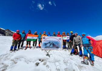 18 India Navy Personnel from WNC Embarked on a Mountaineering Expedition