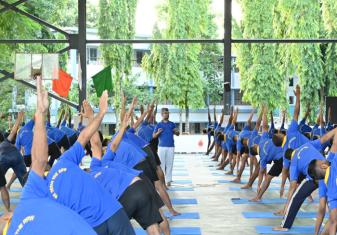 भा.नौ.पो. चिल्का में योग कार्यशाला