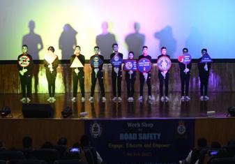    In pursuance of Indian Navy's visionary approach towards inculcating safety culture among naval personnel and the community, a two-day workshop on Road Safety and Prevention of Road Traffic Accidents was conducted for serving personnel of the Eastern Naval Command (ENC) and their families on 5th and 6th February 2025. The workshop led by Dr. Rohit Baluja, President, Institute of Road Traffic Education (IRTE) aimed at generating increased awareness on road safety.      The workshop featured comprehensive 