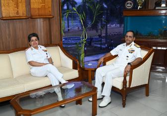 सर्जन वाइस एडमिरल कविता सहाय, चिकित्सा सेवा महानिदेशक (नौसेना), ने 10-12 मार्च 2025 तक दक्षिणी नौसेना कमान, कोच्चि का दौरा किया।