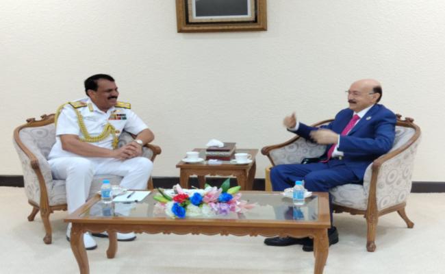 Admiral Dinesh K Tripathi, CNS Interacted with Major General Tarique Ahmed Siddique (Retd), Security Advisor to Hon'ble Prime Minister of Bangladesh