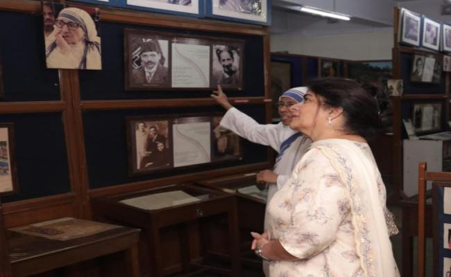 President of NWWA(ER), Visited The Venerated Mother House of The Missionaries of Charity