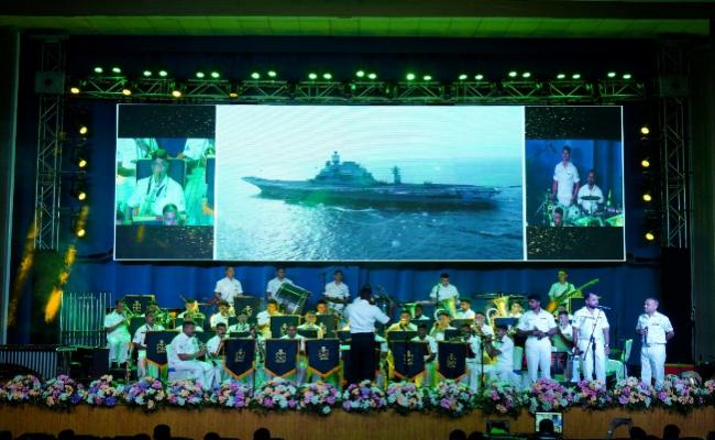पूर्वी नौसेना कमान द्वारा प्रस्तुत “सरगम”