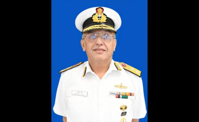 रियर एडमिरल रवनीश सेठ ने 14 जून 2024 को पूर्वी नौसेना कमान के सी.एस.ओ. (तकनीकी) के रूप में रियर एडमिरल नेल्सन डी’सूजा से पदभार ग्रहण किया।