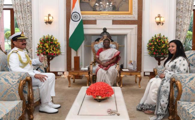 CNS called on The Hon'ble President of India, Smt Droupadi Murmu