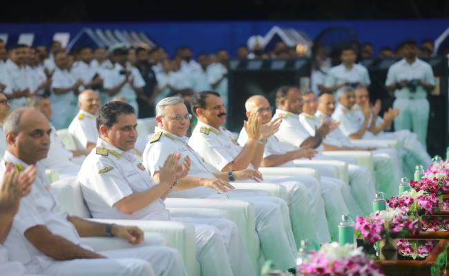CNS, ADMIRAL DINESH K TRIPATHI INTERACTED WITH THE PERSONNEL OF EASTERN NAVAL COMMAND ENC