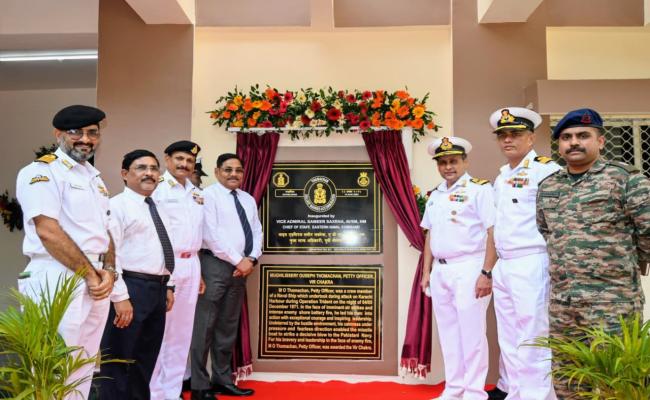 VICE ADMIRAL SAMEER SAXENA INAUGURATES ‘THOMACHAN’ RESIDENTIAL COMPLEX HONOURING WAR HERO MO THOMACHAN, VRC