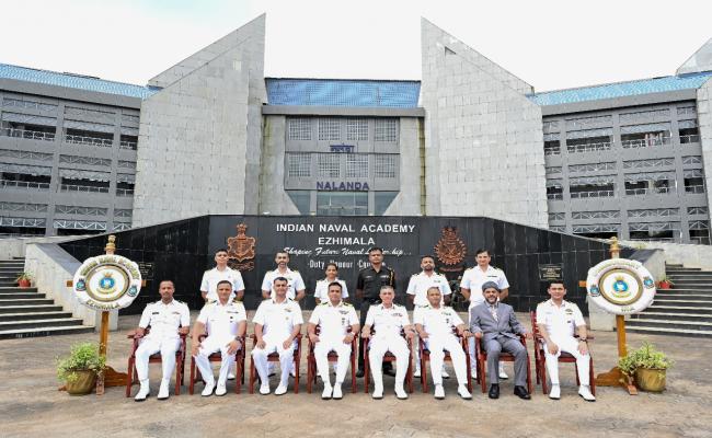 A TRAINING DELEGATION HEADED BY COMMODORE ADNAN SALIM, COMMANDANT SULTAN QABOOS NAVAL ACADEMY OF THE ROYAL NAVY OF OMAN (RNO) VISITED SOUTHERN NAVAL COMMAND 