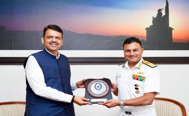 VICE ADMIRAL KRISHNA SWAMINATHAN, FOCINC WNC CALLED ON SHRI DEVENDRA FADNAVIS, HON'BLE CHIEF MINISTER OF MAHARASHTRA ON 20 SEPTEMBER 2025