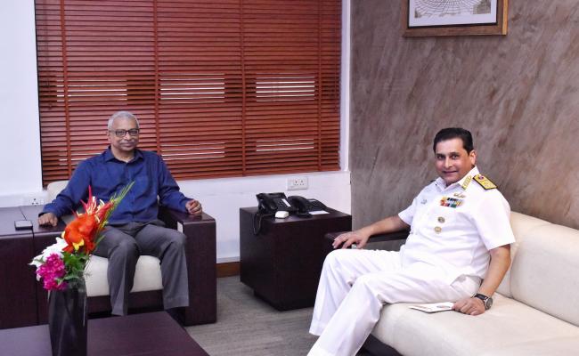 VICE ADMIRAL SAMEER SAXENA FOCINC, SNC INTERACTED WITH CHIEF SECRETARY TO THE GOVT OF KERALA 