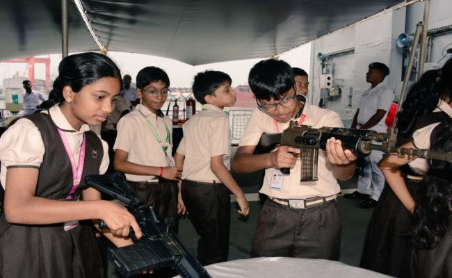 LEARNERS FROM VARIOUS SCHOOLS OF KERALA VISITED INS SHARDA & INS SUJATA 