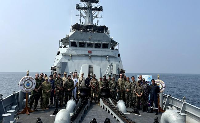 भारत में मान्यता प्राप्त विभिन्न देशों के 48 विदेशी सेवा अधिकारी (एफ.एस.ए.) ने दक्षिणी नौसेना कमान का दौरा किया