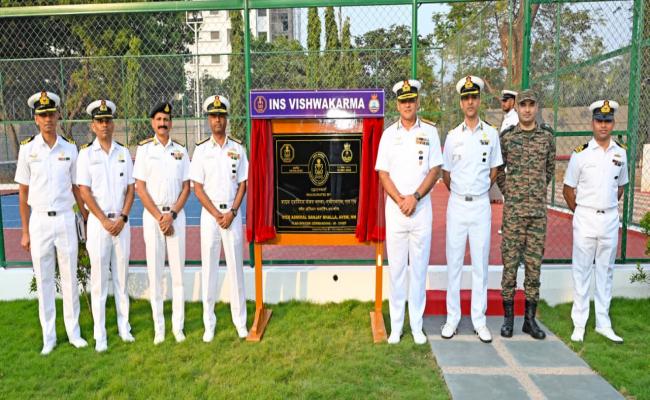 पूर्वी नौसेना कमान के फ्लैग ऑफिसर कमांडिंग इन चीफ का 16 दिसंबर 2025 को भा.नौ.पो. विश्वकर्मा दौरा