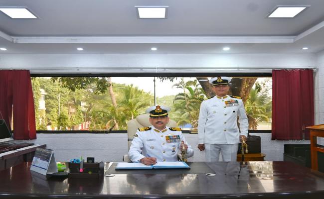 कमोडोर कार्तिक मूर्ति ने भा.नौ.पो. सर्कर्स का कार्यभार संभाला