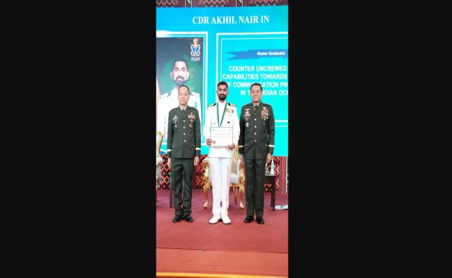 COMMANDER AKHIL NAIR AWARDED THE BEST INTERNATIONAL MILITARY STUDENT