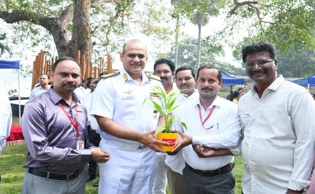 FOCINC EASTERN NAVAL COMMAND INTERACTED WITH DEFENCE CIVILIAN OFFICERS & EMPLOYEES AT VISAKHAPATNAM