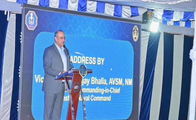 FOCINC EASTERN NAVAL COMMAND INTERACTS WITH NAVAL VETERANS AT VIZAG