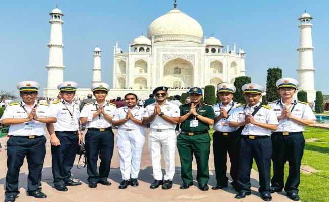 FOREIGN NAVAL DIGNITARIES & PERSONNEL FROM FRIENDLY FOREIGN NAVIES VISITED AGRA