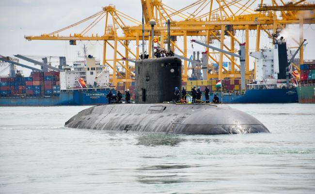 INDIAN NAVY SUBMARINE INS SINDHUKESARI VISITED COLOMBO SRI LANKA