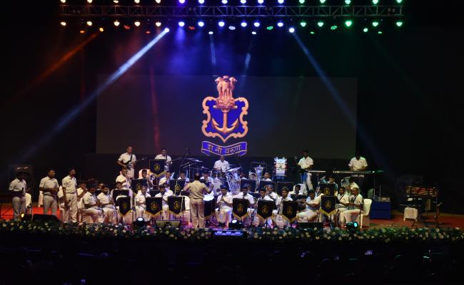INDIAN NAVY BAND LIT UP THE NISHAGANDHI AUDITORIUM, THIRUVANANTHAPURAM, WITH A CAPTIVATING PERFORMANCE