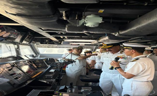 ADMIRAL DINESH K TRIPATHI, CNS, VISITED JMSDF’S STATE-OF-THE-ART MOGAMI CLASS FRIGATE KUMANO